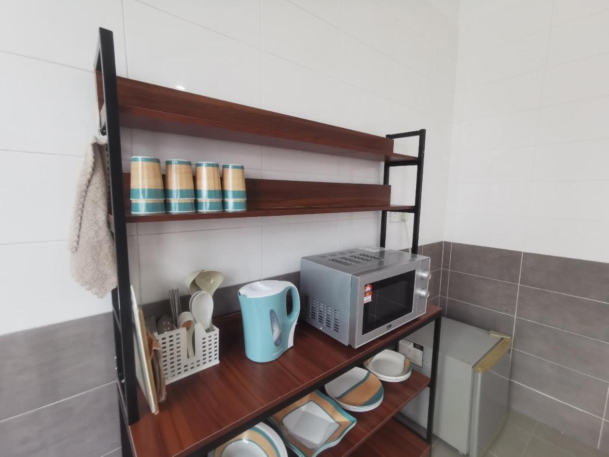 Oyo Homes 90524 D'J Pegaso Serom Homestay Muar Ngoại thất bức ảnh