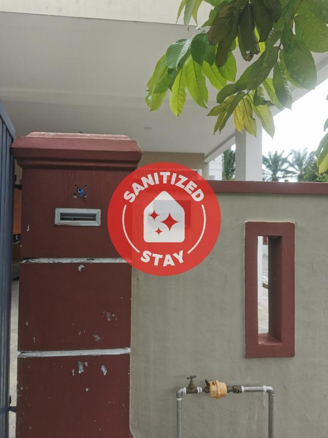 Oyo Homes 90524 D'J Pegaso Serom Homestay Muar Ngoại thất bức ảnh